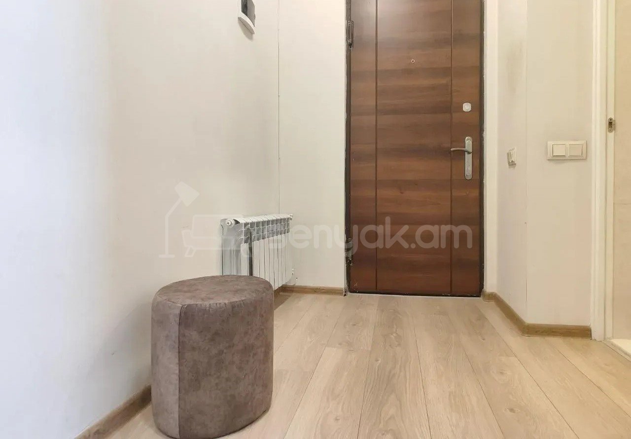 1 Սենյականոց Բնակարան Նորակառույցում, 45քմ, 11/14 հարկ, Կապիտալ Վերանորոգված