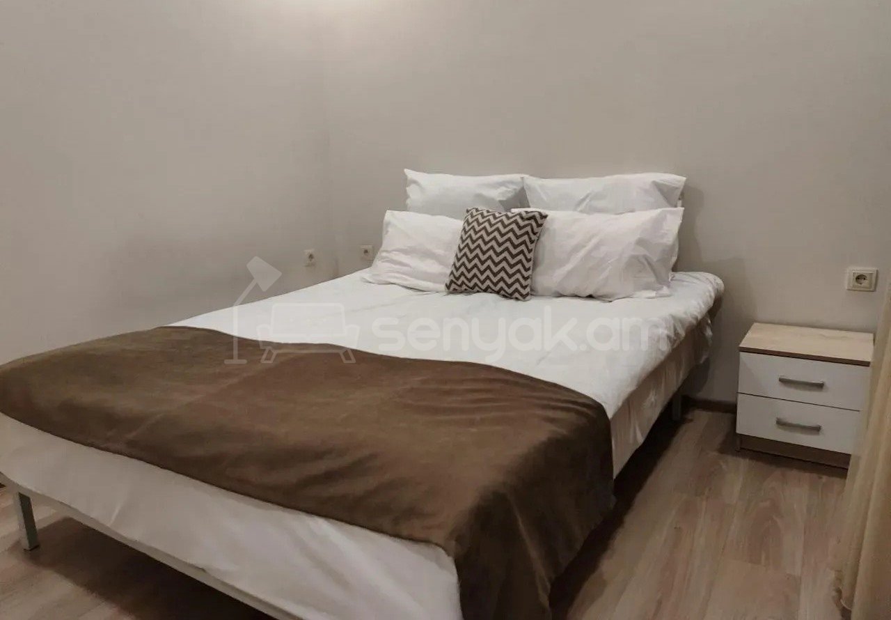 1 Սենյականոց Բնակարան Նորակառույցում, 45քմ, 11/14 հարկ, Կապիտալ Վերանորոգված