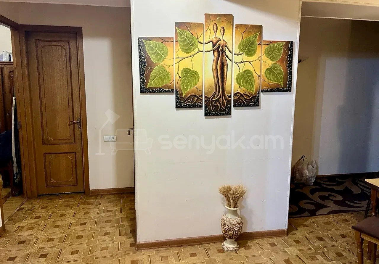 3 Սենյականոց Բնակարան, 81քմ, 2/14 հարկ, Կապիտալ Վերանորոգված