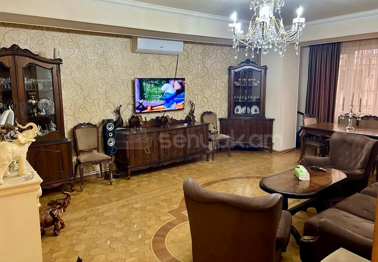 3 Սենյականոց Բնակարան, 81քմ, 2/14 հարկ, Կապիտալ Վերանորոգված