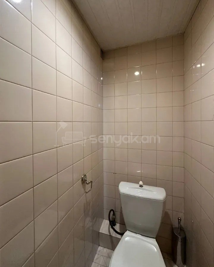 3 Սենյականոց Բնակարան, 81քմ, 2/14 հարկ, Կապիտալ Վերանորոգված