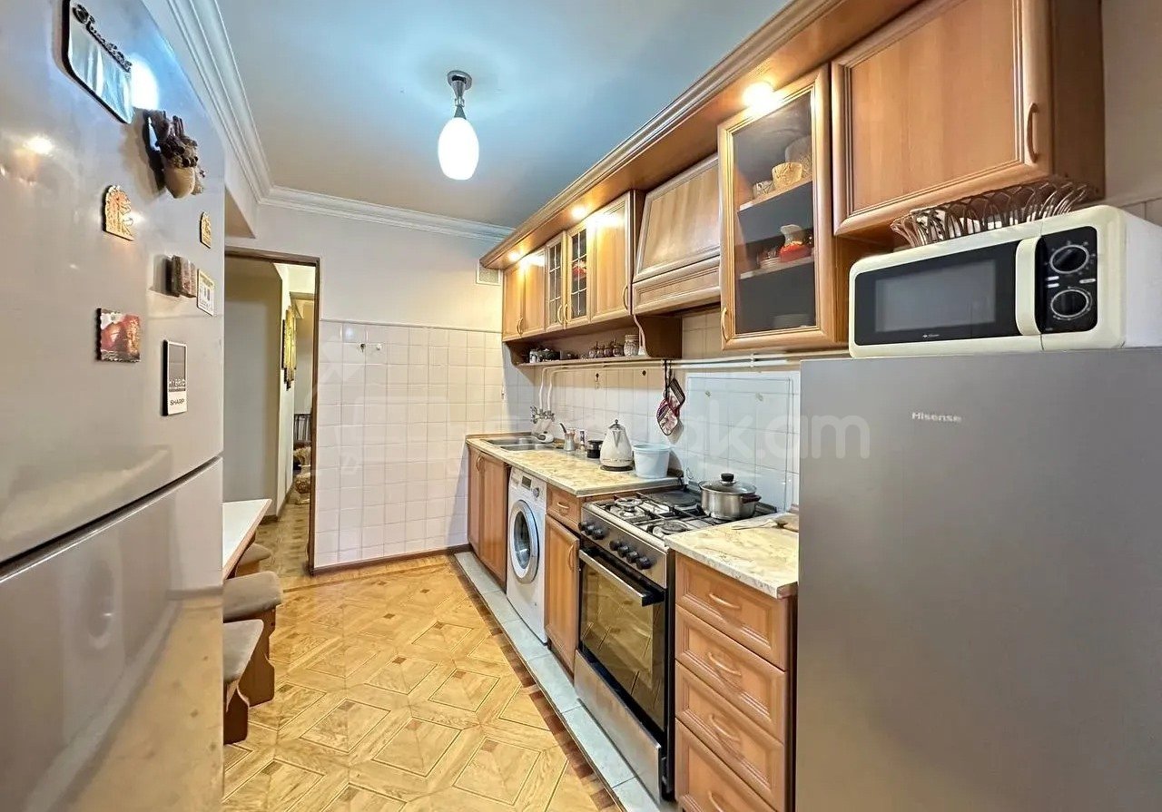 3 Սենյականոց Բնակարան, 81քմ, 2/14 հարկ, Կապիտալ Վերանորոգված