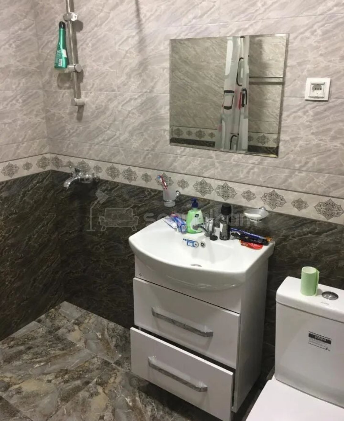 2 Սենյականոց Բնակարան Քարե Շենքում, 50քմ, 4/5 հարկ, Կապիտալ Վերանորոգված, Կահավորված