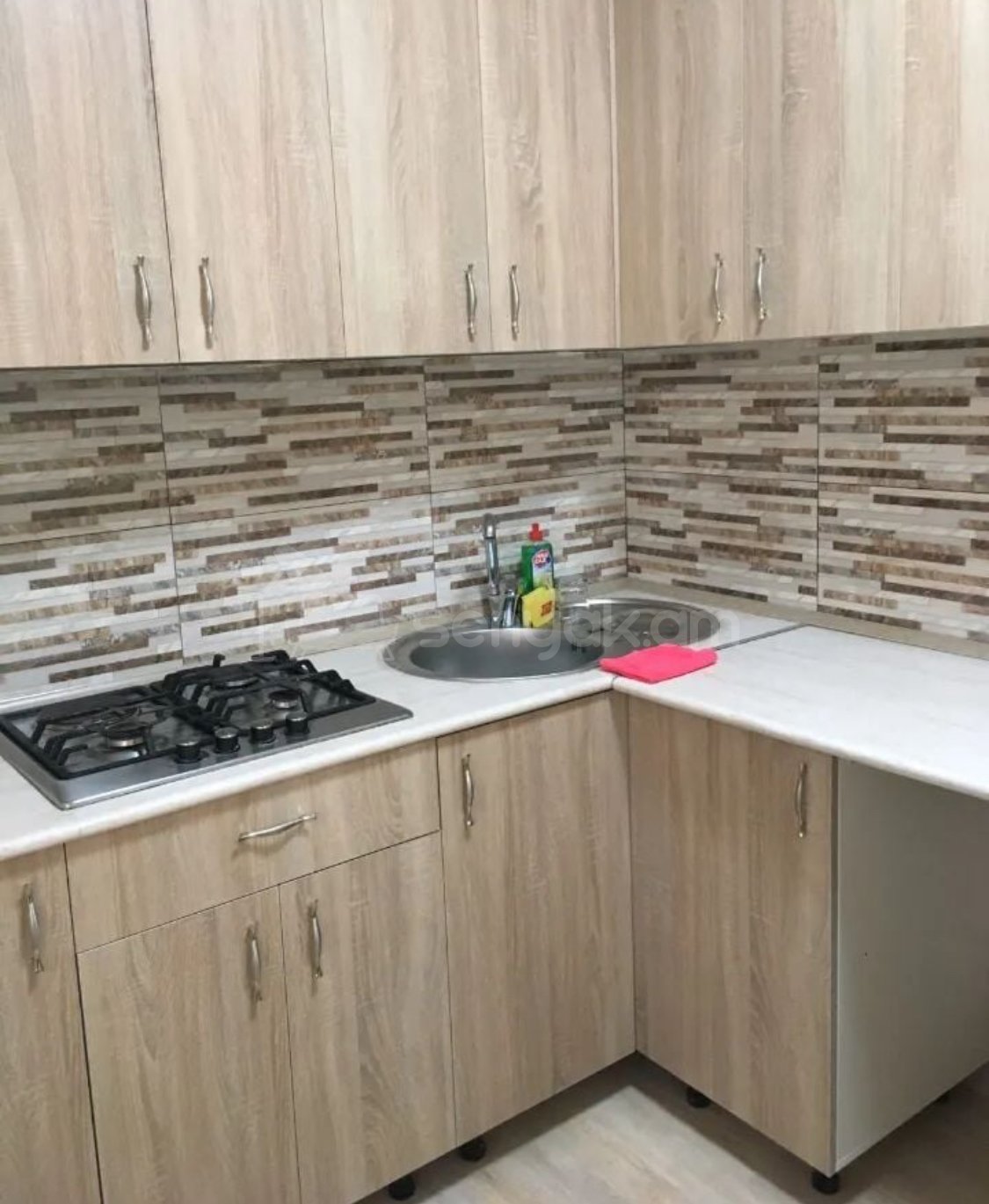 2 Սենյականոց Բնակարան Քարե Շենքում, 50քմ, 4/5 հարկ, Կապիտալ Վերանորոգված, Կահավորված