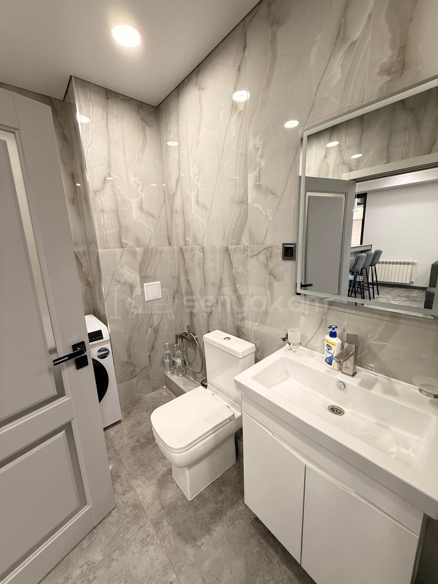 2 Սենյականոց Բնակարան, 54քմ, 2/16 հարկ, Կապիտալ Վերանորոգված, Կահավորված