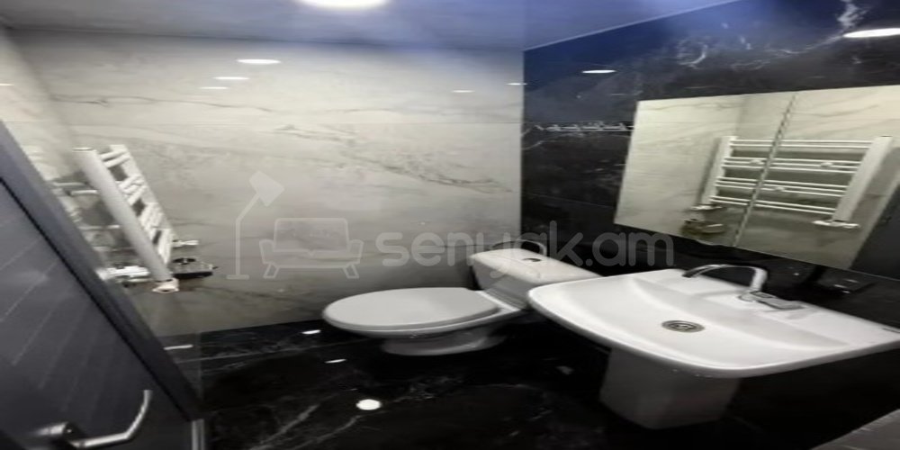 3 Սենյականոց Բնակարան Քարե Շենքում, 50քմ, 1/4 հարկ, Կապիտալ Վերանորոգված, Կահավորված, Արևկող