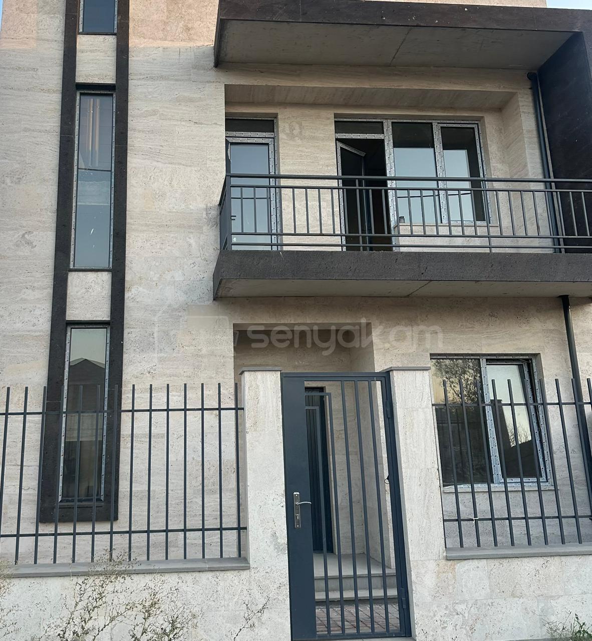 4 Սենյականոց Շքեղ Առանձնատուն, 150քմ