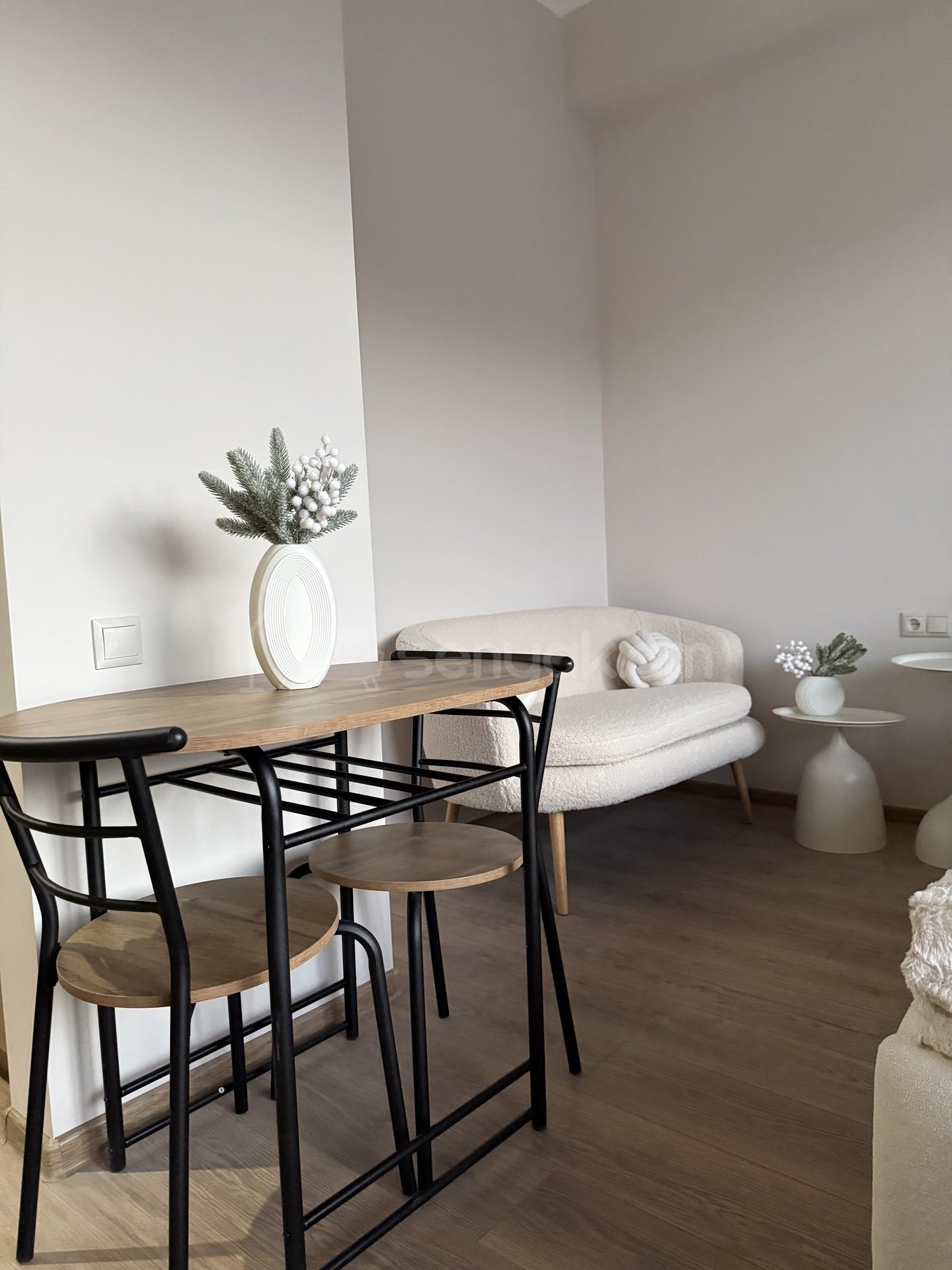 1 Սենյականոց Բնակարան Նորակառույցում, 34քմ, 2/8 հարկ, Դիզայներական Վերանորոգված