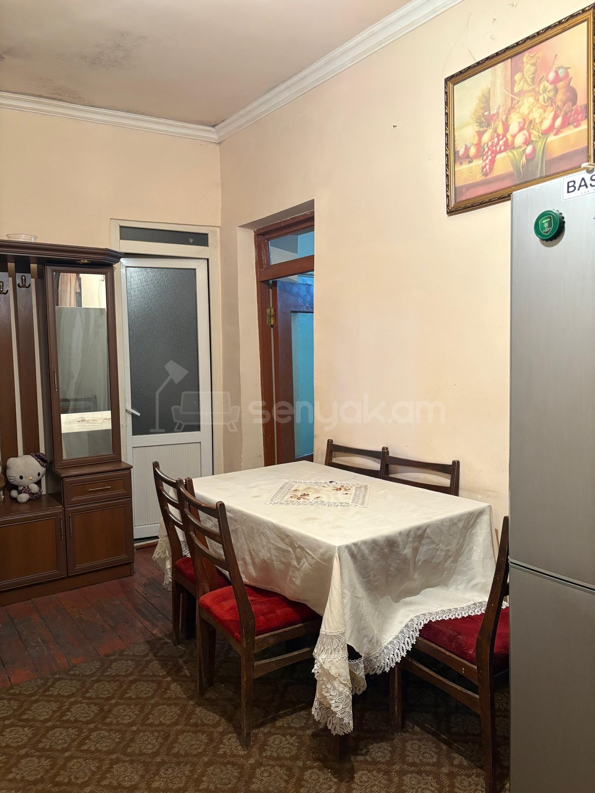 2 Սենյականոց Բնակարան Քարե Շենքում, 50քմ, 1/1 հարկ, Նորմալ Վիճակում, Կահավորված