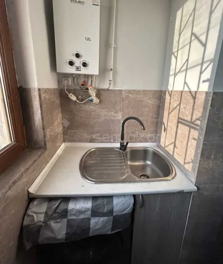 2 Սենյականոց Բնակարան Քարե Շենքում, 50քմ, 1/1 հարկ, Կապիտալ Վերանորոգված, Կահավորված, Արևկող