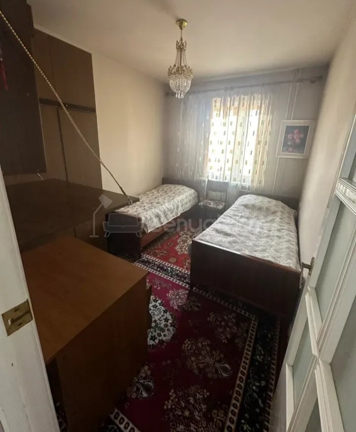 2 Սենյականոց Բնակարան, 73քմ, 4/9 հարկ, Նորմալ Վիճակում, Կահավորված, Արևկող