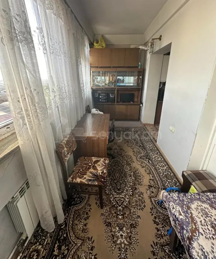 2 Սենյականոց Բնակարան, 73քմ, 4/9 հարկ, Նորմալ Վիճակում, Կահավորված, Արևկող