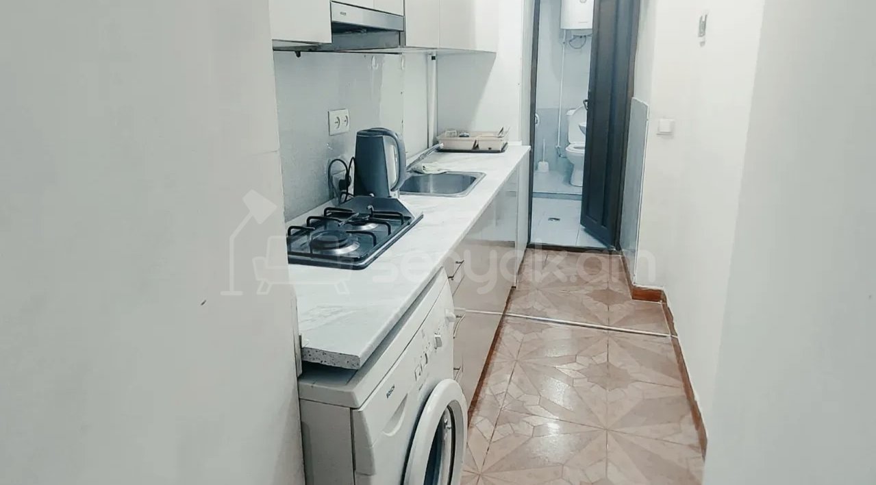 2 Սենյականոց Բնակարան, 56քմ, 2/5 հարկ, Նորմալ Վիճակում, Կահավորված