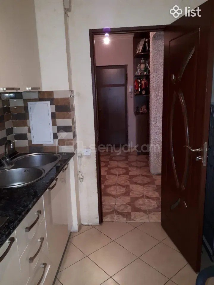 2 Սենյականոց Բնակարան, 50քմ, 6/9 հարկ, Կոսմետիկ Վերանորոգված, Կահավորված, Արևկող