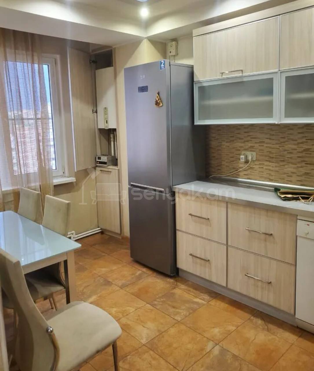 2 Սենյականոց Բնակարան, 64քմ, 12/14 հարկ, Կապիտալ Վերանորոգված, Կահավորված, Արևկող