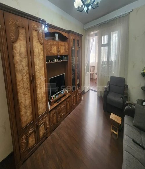 2 Սենյականոց Բնակարան Քարե Շենքում, 50քմ, 5/5 հարկ, Կոսմետիկ Վերանորոգված, Կահավորված, Արևկող