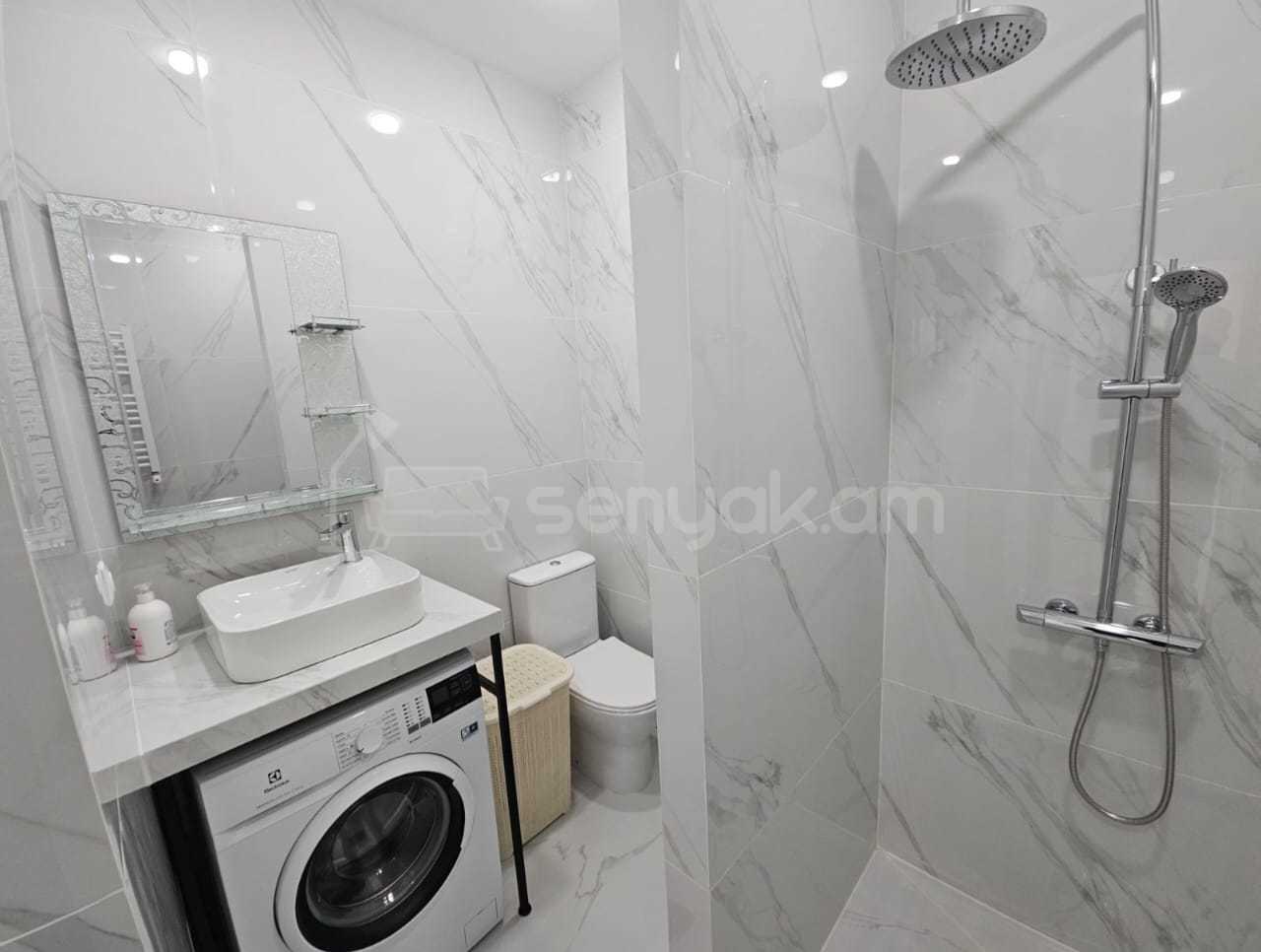 2 Սենյականոց Բնակարան Նորակառույցում, 52քմ, 11/18 հարկ, Դիզայներական Վերանորոգված