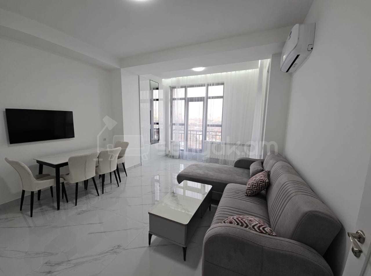 2 Սենյականոց Բնակարան Նորակառույցում, 52քմ, 11/18 հարկ, Դիզայներական Վերանորոգված