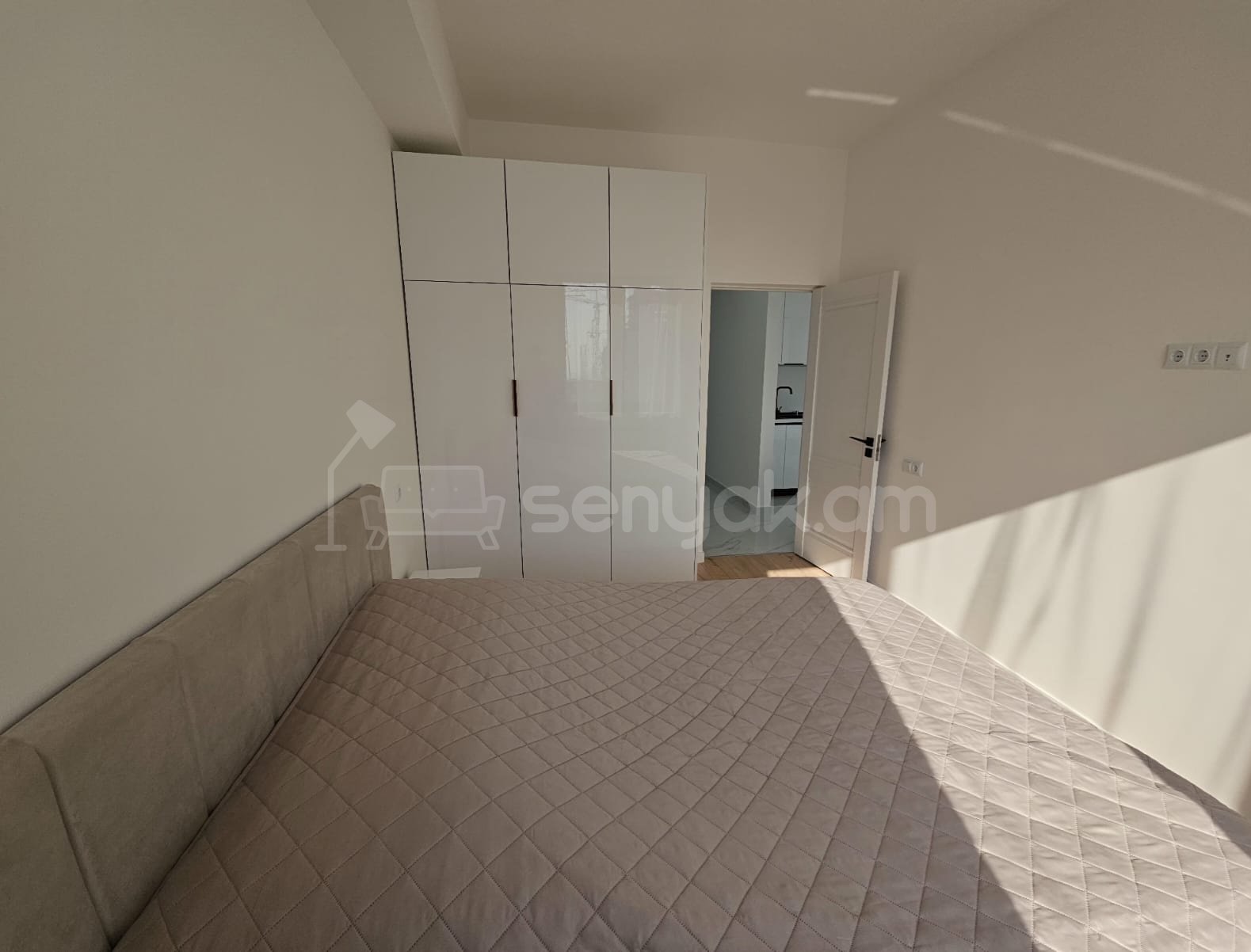 3 Սենյականոց Բնակարան Նորակառույցում, 77քմ, 3/14 հարկ, Դիզայներական Վերանորոգված