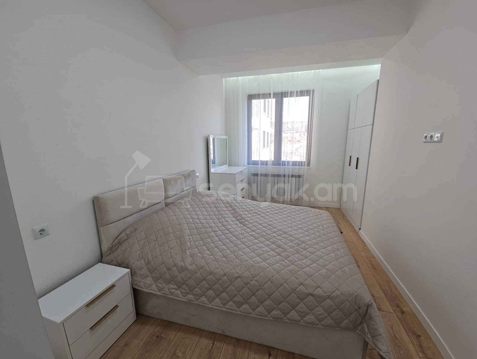 3 Սենյականոց Բնակարան Նորակառույցում, 77քմ, 3/14 հարկ, Դիզայներական Վերանորոգված