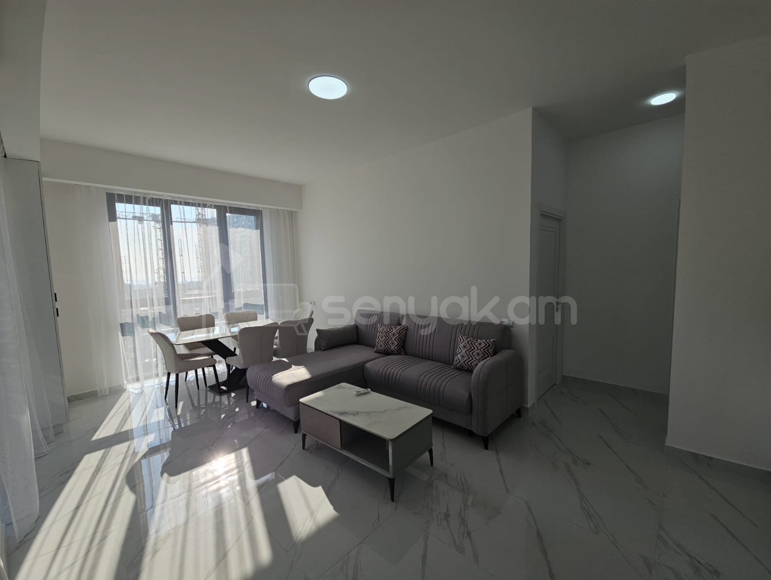 3 Սենյականոց Բնակարան Նորակառույցում, 77քմ, 3/14 հարկ, Դիզայներական Վերանորոգված