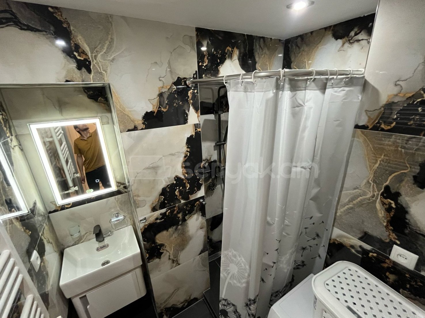 3 Սենյականոց Բնակարան, 71քմ, 9/9 հարկ, Կապիտալ Վերանորոգված, Կահավորված, Արևկող