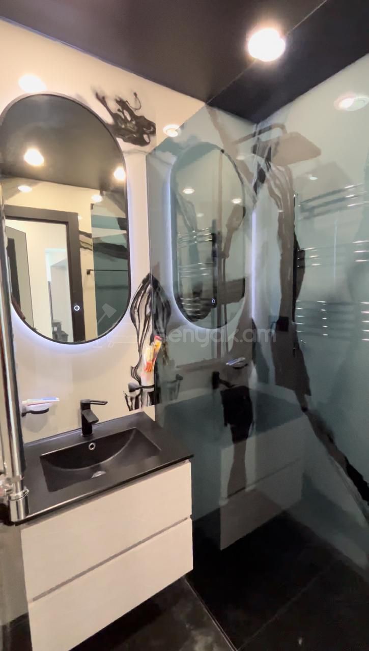 3 Սենյականոց Բնակարան, 96քմ, 10/11 հարկ, Կապիտալ Վերանորոգված, Կահավորված, Արևկող