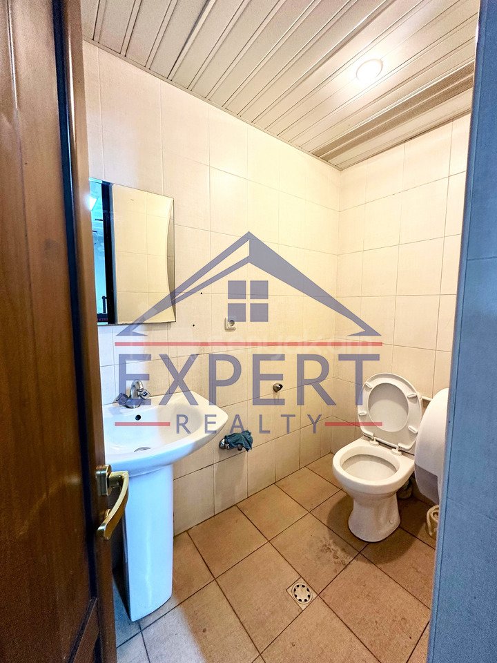 Առևտրի Տարածք, 97քմ, Կապիտալ Վերանորոգված