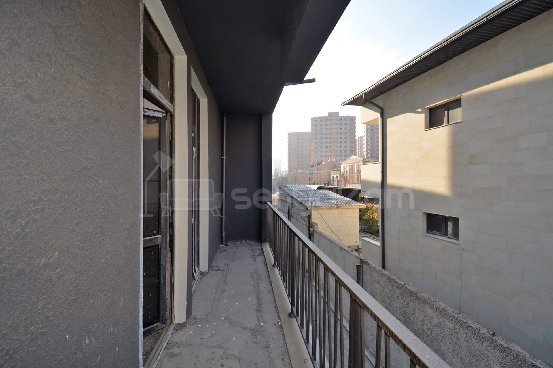 3 Սենյականոց Բնակարան Նորակառույցում, 97քմ, 2/4 հարկ, Զրոյական Վիճակում