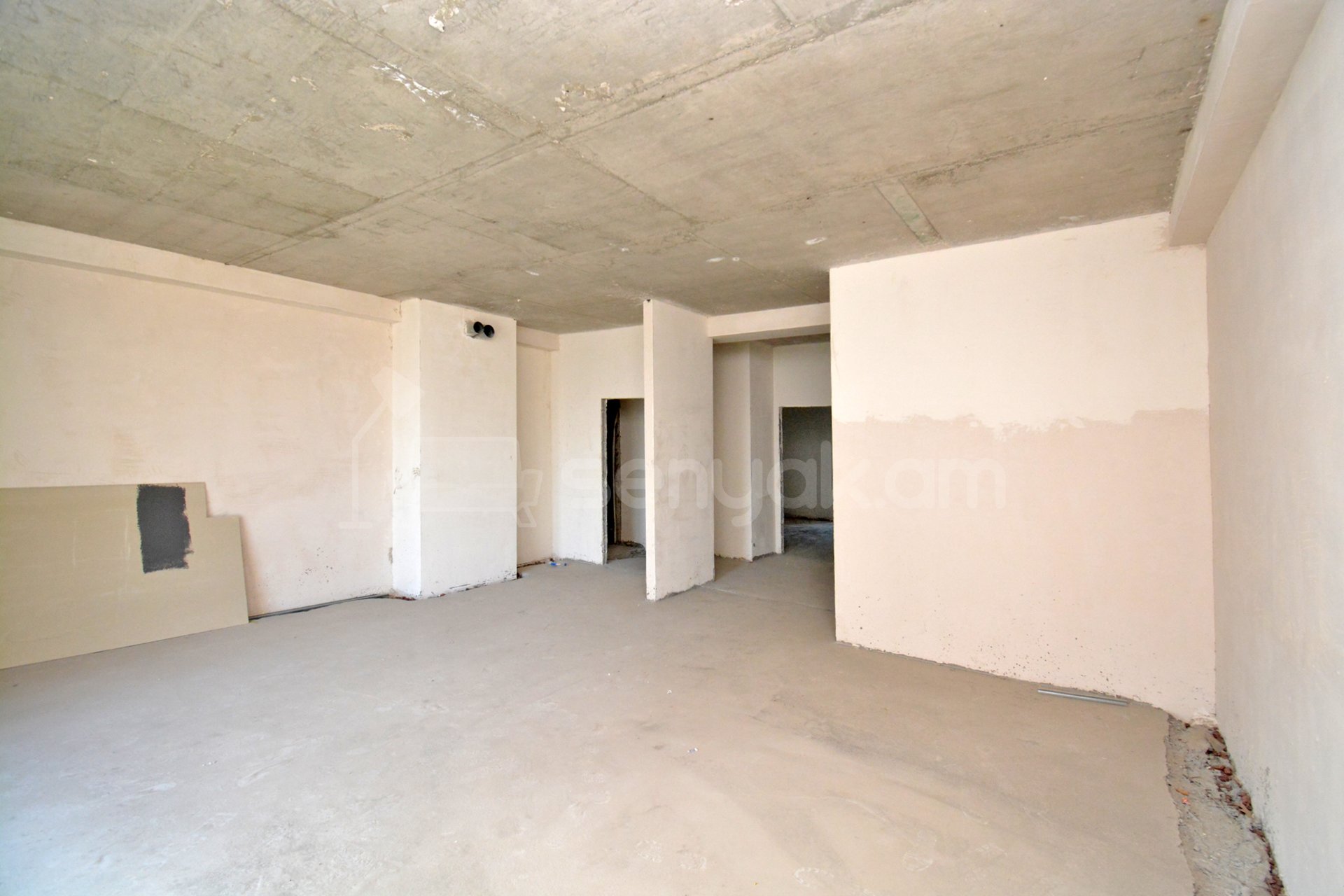 3 Սենյականոց Բնակարան Նորակառույցում, 97քմ, 2/4 հարկ, Զրոյական Վիճակում