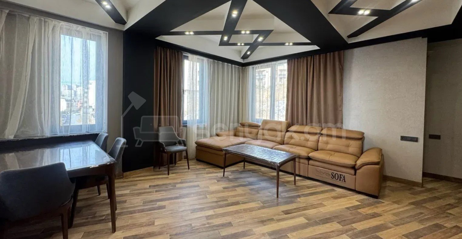 3 Սենյականոց Բնակարան Նորակառույցում, 70քմ, 4/6 հարկ, Դիզայներական Վերանորոգված, Կահավորված