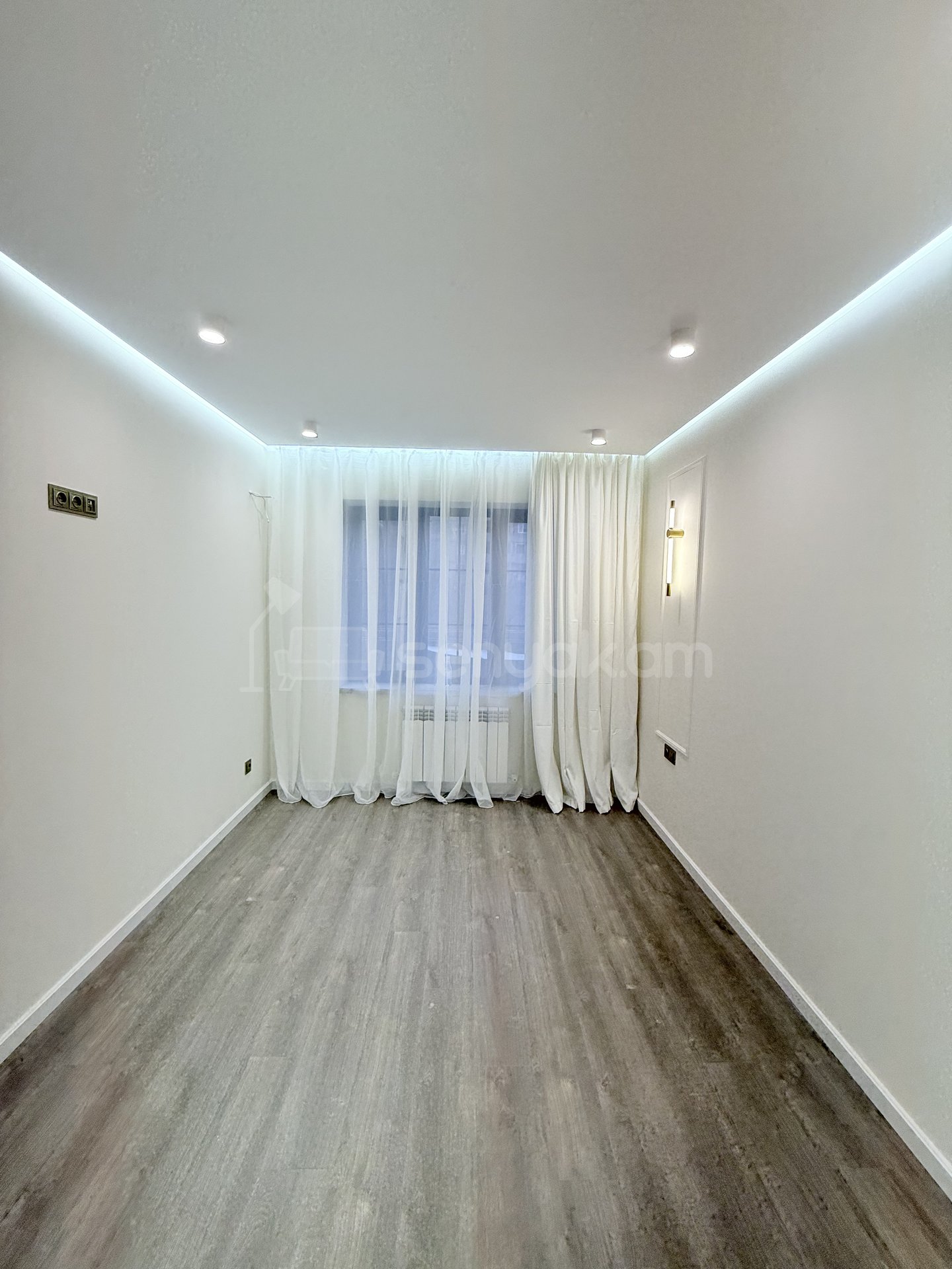 3 Սենյականոց Բնակարան, 75քմ, 4/9 հարկ, Դիզայներական Վերանորոգված