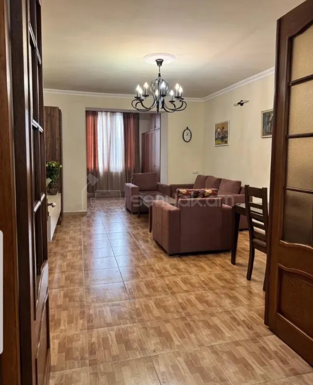 3 Սենյականոց Բնակարան Քարե Շենքում, 75քմ, 5/5 հարկ, Կապիտալ Վերանորոգված