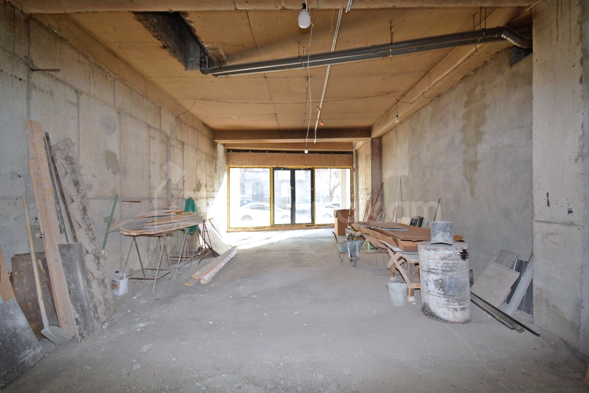 Նորակառույց Առևտրի Տարածք, 320քմ