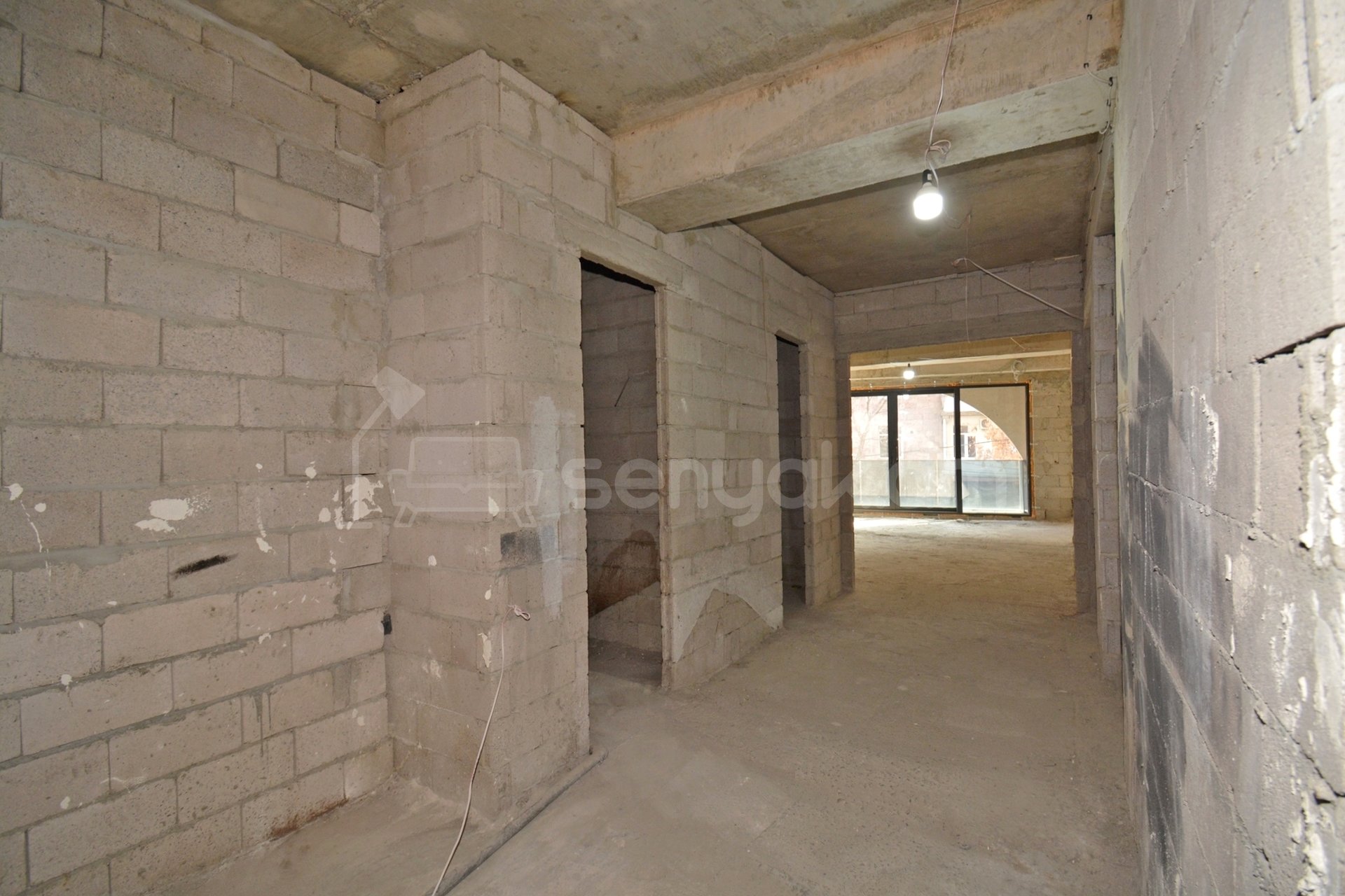 Նորակառույց Առևտրի Տարածք, 320քմ