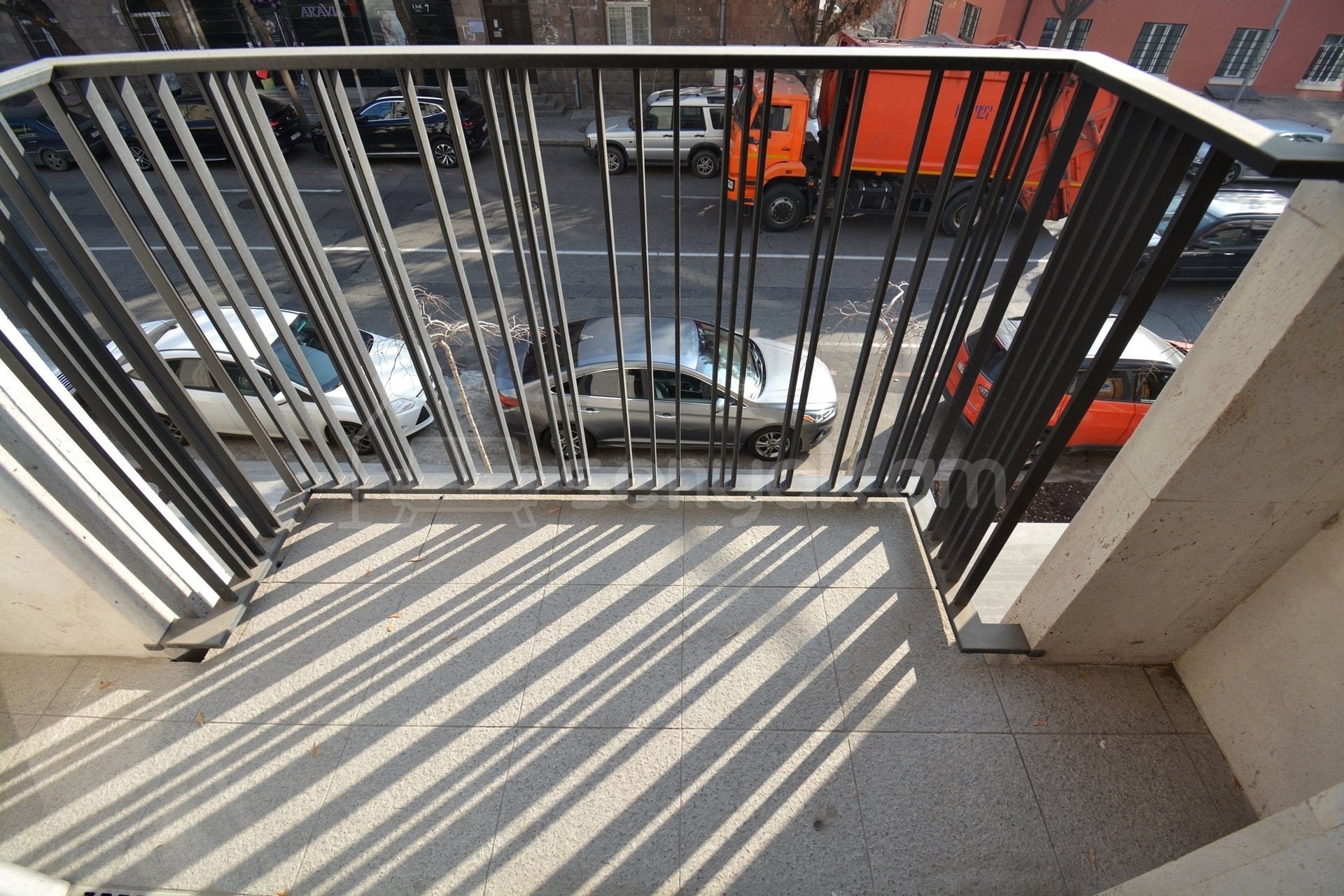 Նորակառույց Առևտրի Տարածք, 320քմ