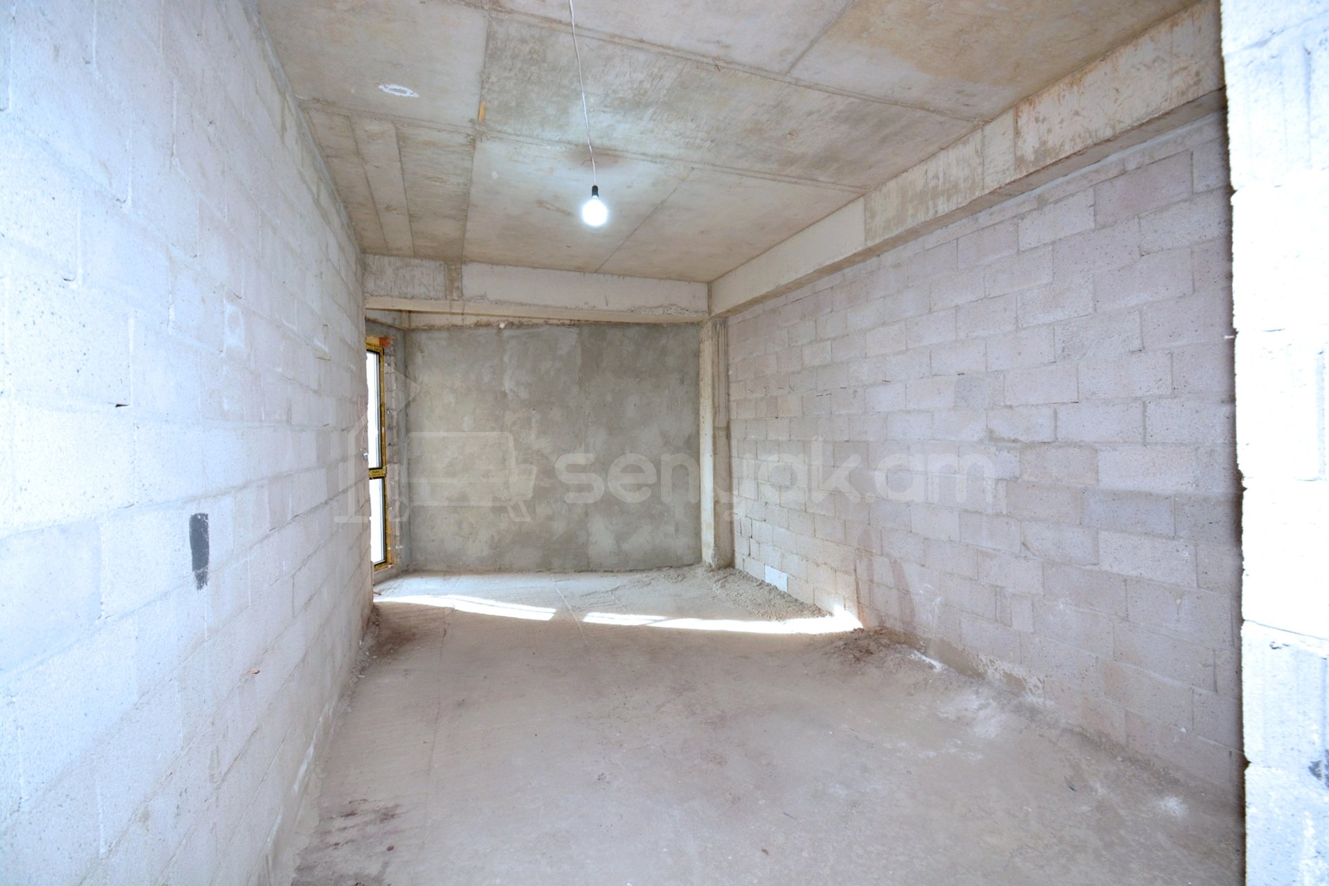 Նորակառույց Առևտրի Տարածք, 320քմ