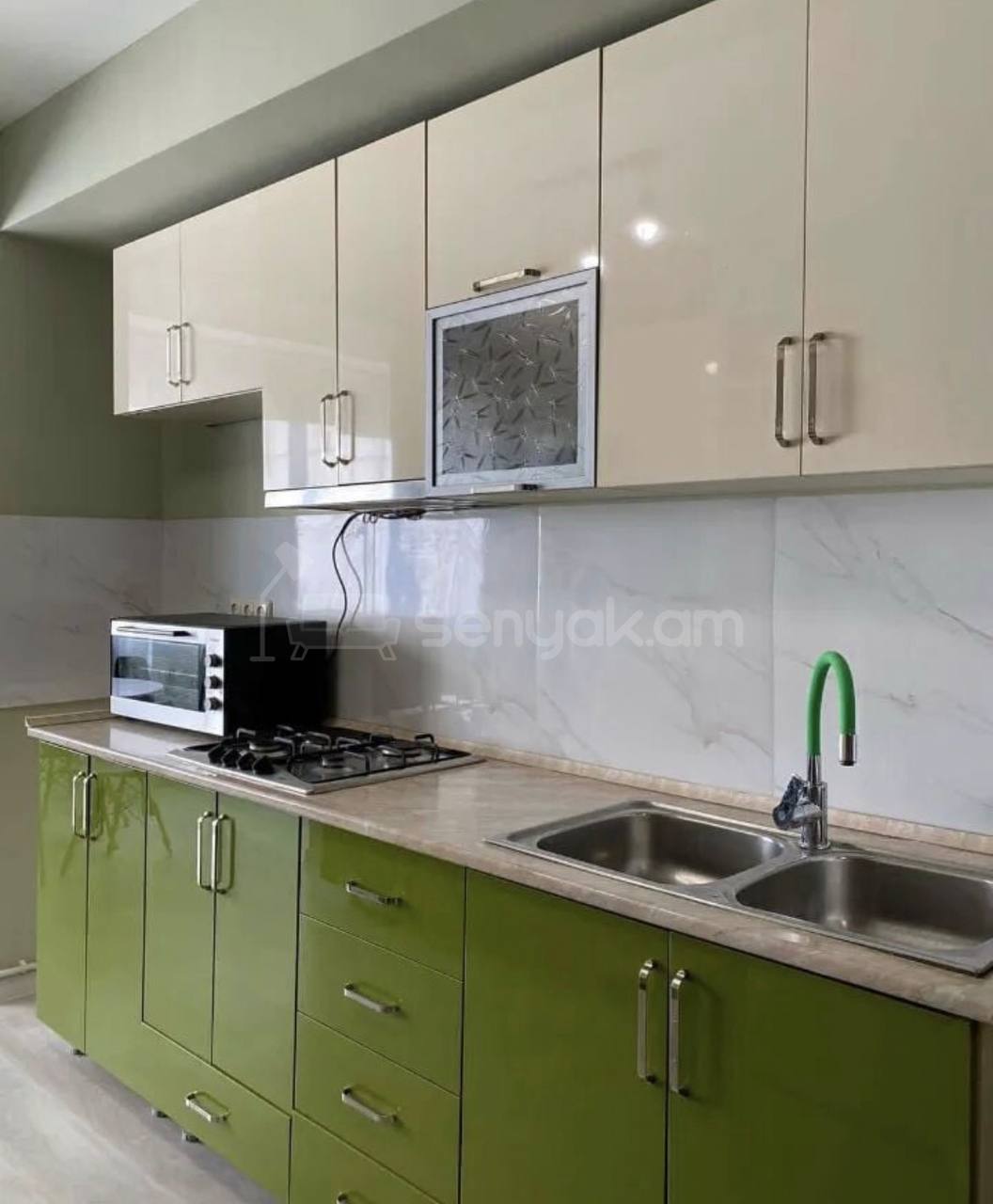 2 Սենյականոց Բնակարան Քարե Շենքում, 84քմ, 10/14 հարկ, Կապիտալ Վերանորոգված