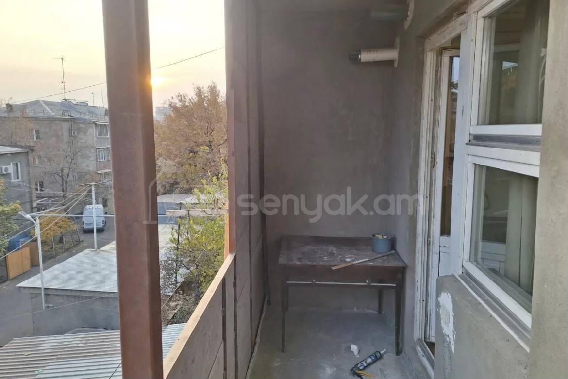 4 Սենյականոց Բնակարան Քարե Շենքում, 120քմ, 3/4 հարկ, Կապիտալ Վերանորոգված, Կահավորված, Արևկող