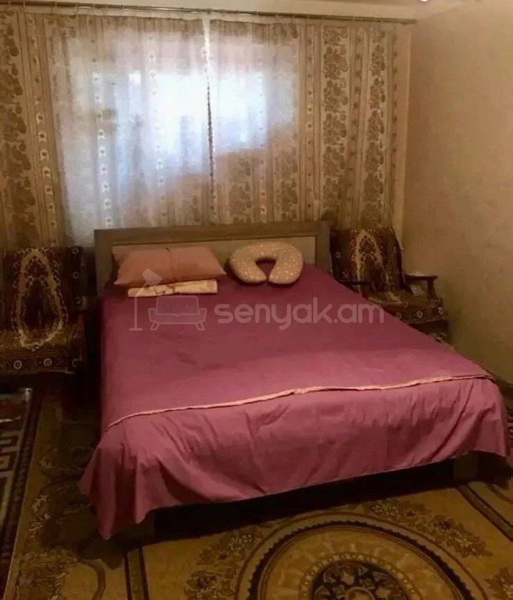 3 Սենյականոց Բնակարան Քարե Շենքում, 91քմ, 3/4 հարկ, Պետական Վիճակում