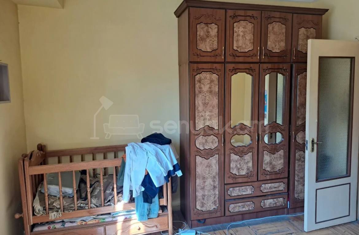 3 Սենյականոց Բնակարան, 78քմ, 4/9 հարկ, Պետական Վիճակում