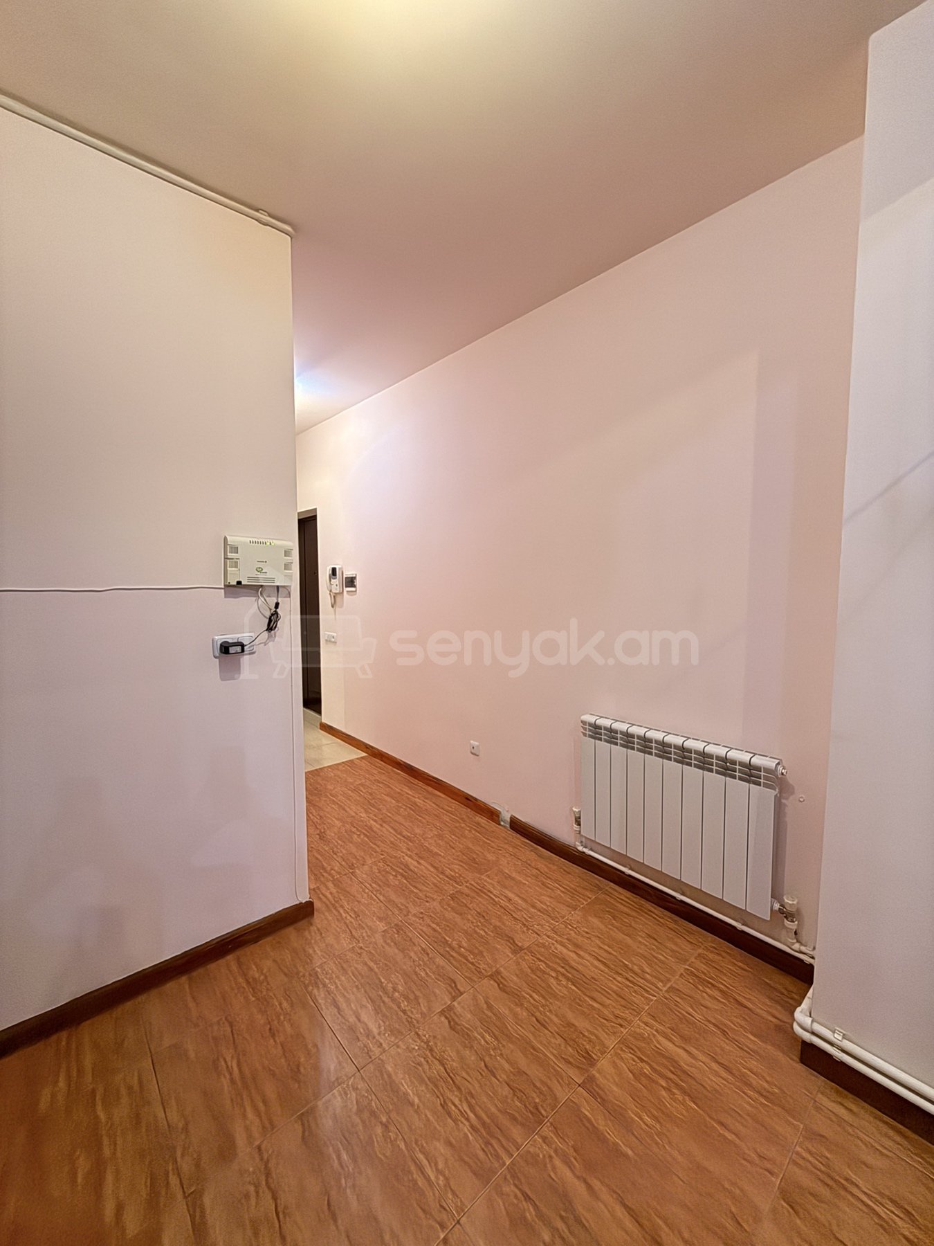 2 Սենյականոց Բնակարան Նորակառույցում, 100քմ, 8/13 հարկ, Կապիտալ Վերանորոգված