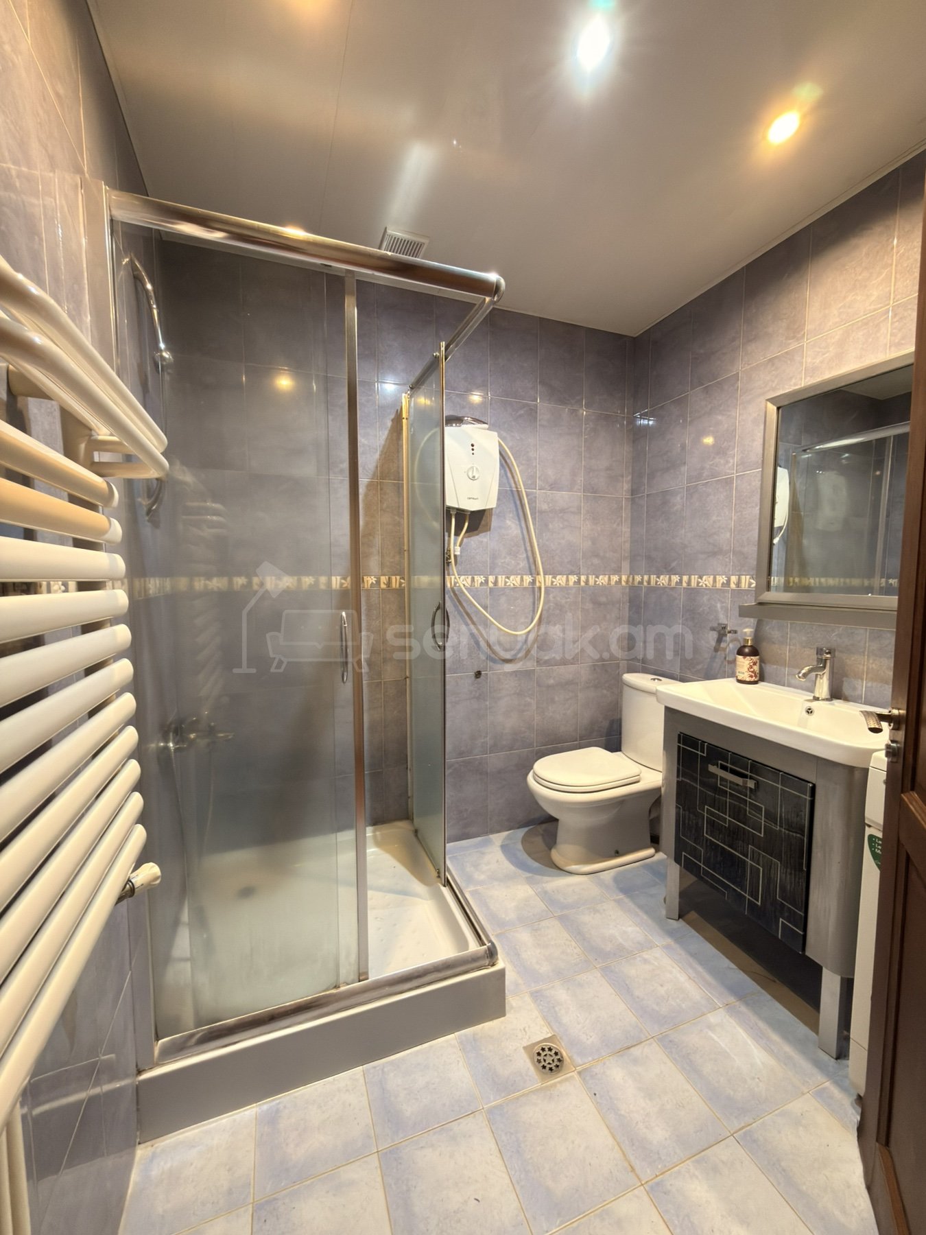 2 Սենյականոց Բնակարան Նորակառույցում, 100քմ, 8/13 հարկ, Կապիտալ Վերանորոգված