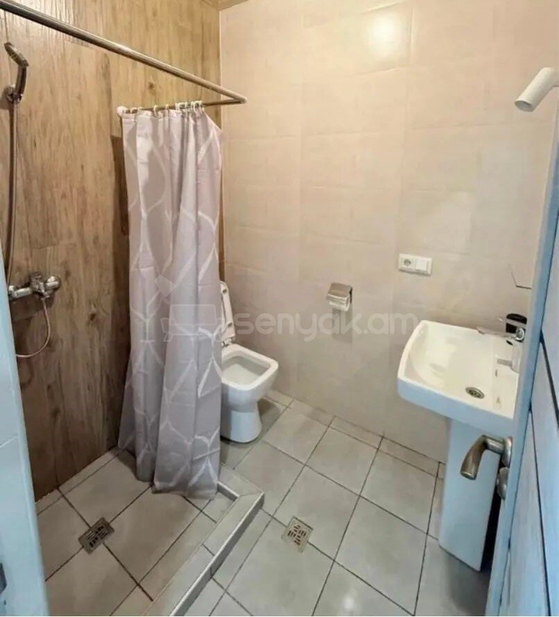 2 Սենյականոց Բնակարան Նորակառույցում, 42քմ, 12/16 հարկ, Կապիտալ Վերանորոգված