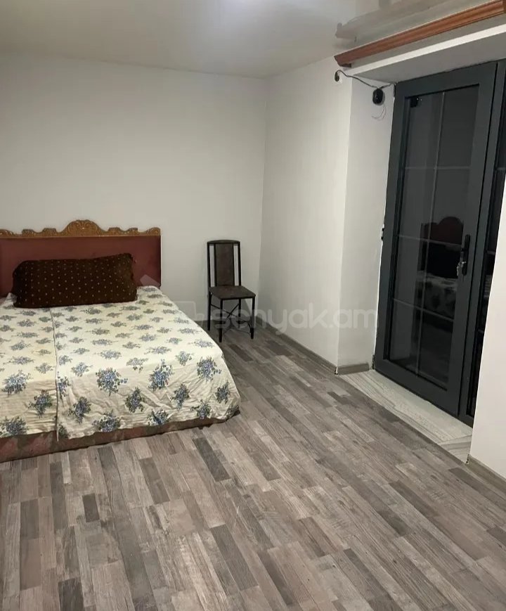 2 Սենյականոց Բնակարան Քարե Շենքում, 56քմ, 3/5 հարկ, Կապիտալ Վերանորոգված, Կահավորված, Արևկող