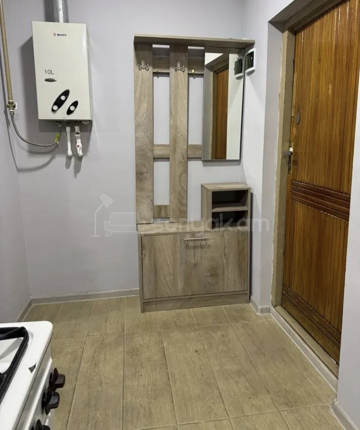 2 Սենյականոց Բնակարան Քարե Շենքում, 60քմ, 1/1 հարկ, Կապիտալ Վերանորոգված, Կահավորված, Արևկող