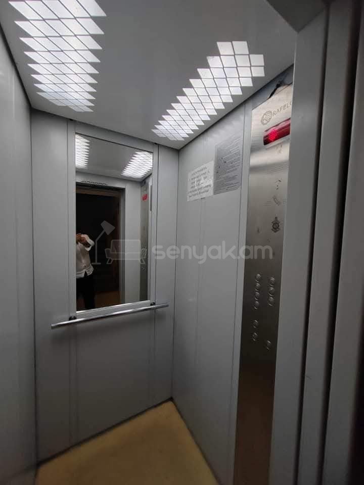 2 Սենյականոց Բնակարան Քարե Շենքում, 73քմ, 11/11 հարկ, Կապիտալ Վերանորոգված