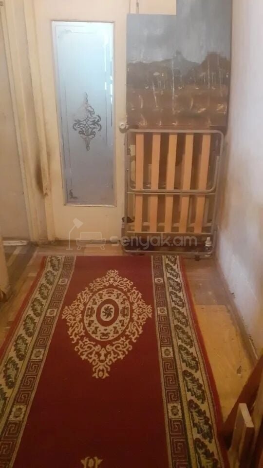 1 Սենյականոց Բնակարան, 45քմ, 3/9 հարկ, Պետական Վիճակում