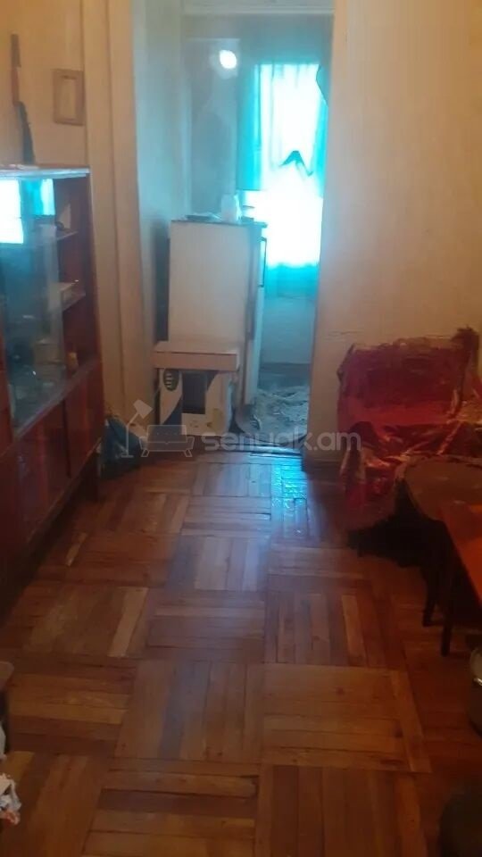 1 Սենյականոց Բնակարան, 45քմ, 3/9 հարկ, Պետական Վիճակում