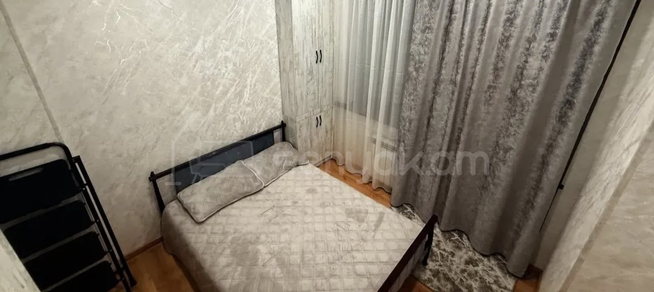 2 Սենյականոց Բնակարան Քարե Շենքում, 67քմ, 3/5 հարկ, Կապիտալ Վերանորոգված, Կահավորված